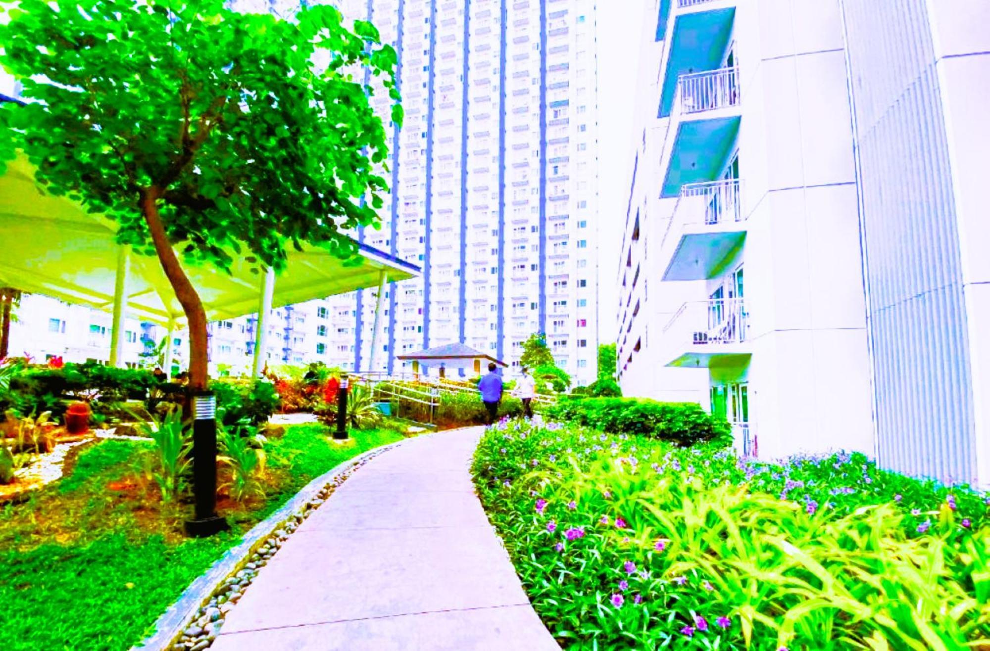 Grass Residences Tower 5 Sm North Qc Manila Eksteriør billede